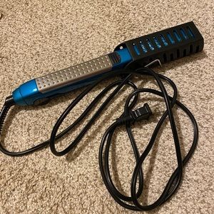 Infiniti pro by conair flat iron